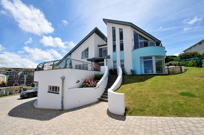 Perfect-Stays-Sea-House-exterior.jpg