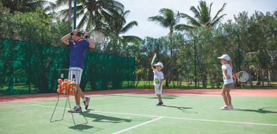 prince-maurice-2016-tennis-02_hd.jpg