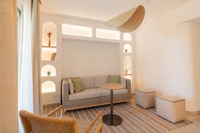 OAM - Suite 1_03.jpg