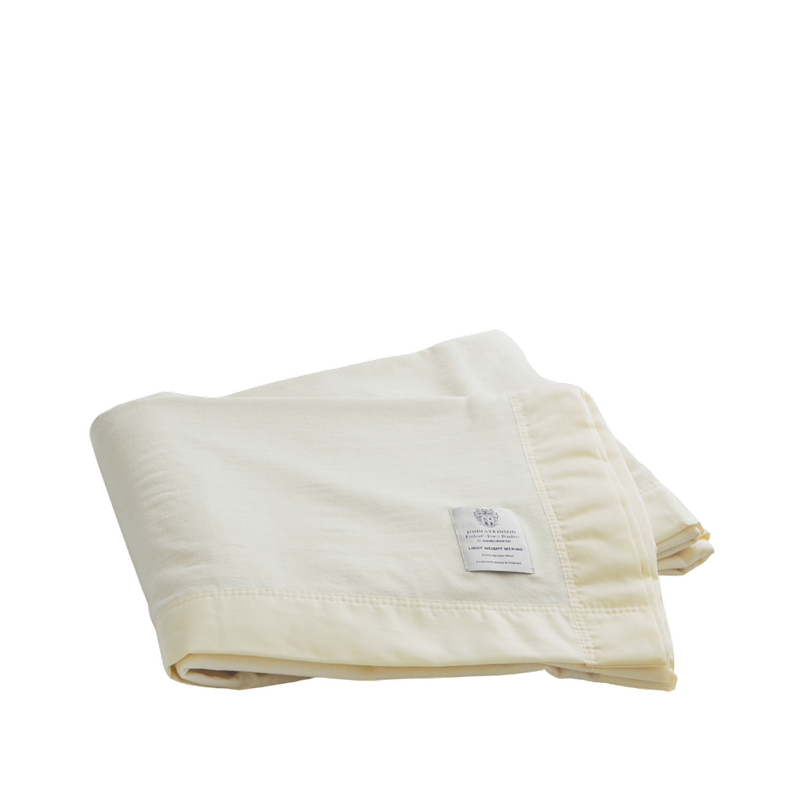Lightweight Blanket in White