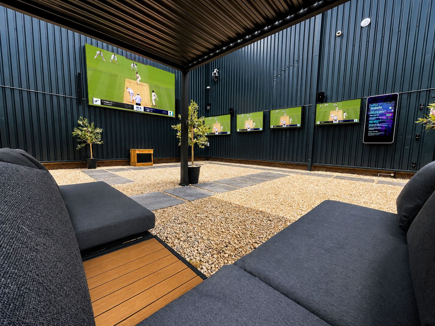 Outdoor-Outvue--3.jpg