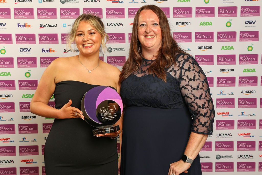 Susan Leadbetter (WSP) and Lorna Murphy (Transport UK London Bus)