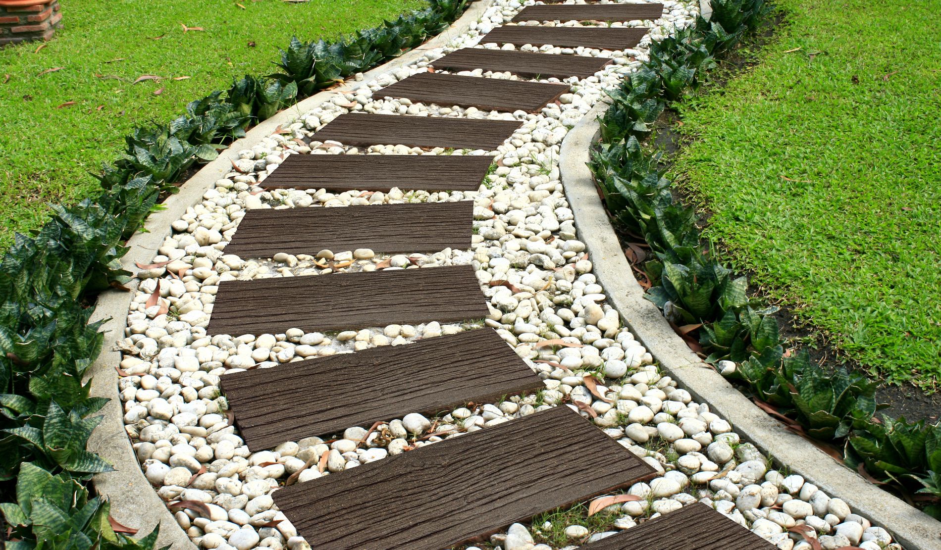 Railroad Tie 6.jpg
