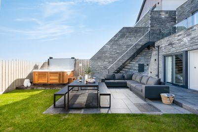 Perfect-Stays-Gwel Arvor-garden.jpg