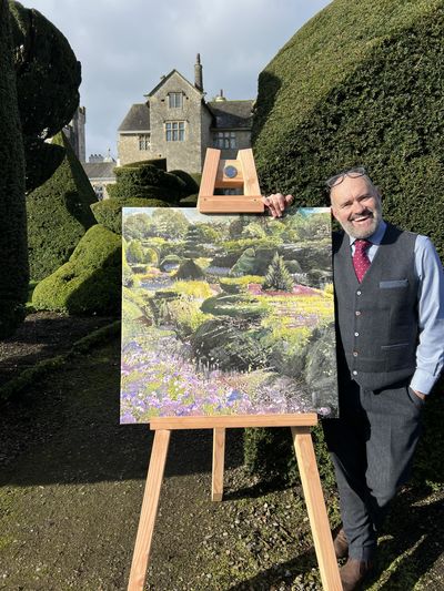 Artist Bob Sutcliffe at Levens Hall and Gardens, Cumbria