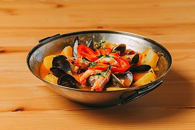 Seafood Cataplana (2).jpg