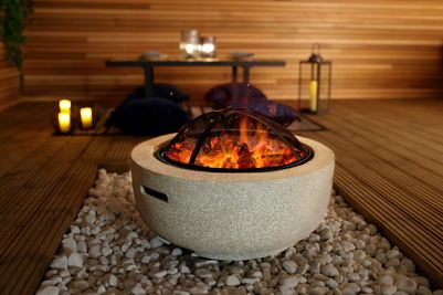 Magnesia fire pit