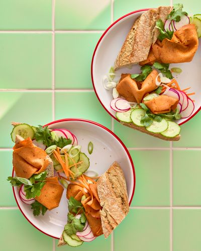 Tofu Slices with Red Pepper & Tomato sandwich Served with Asian-Style Cabbage Salad