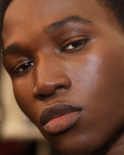  MEN’S FALL/WINTER 2025 BEAUTY LOOKS: PAPARAZZI.