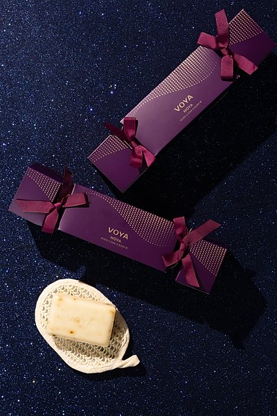 NOVA Christmas Cracker