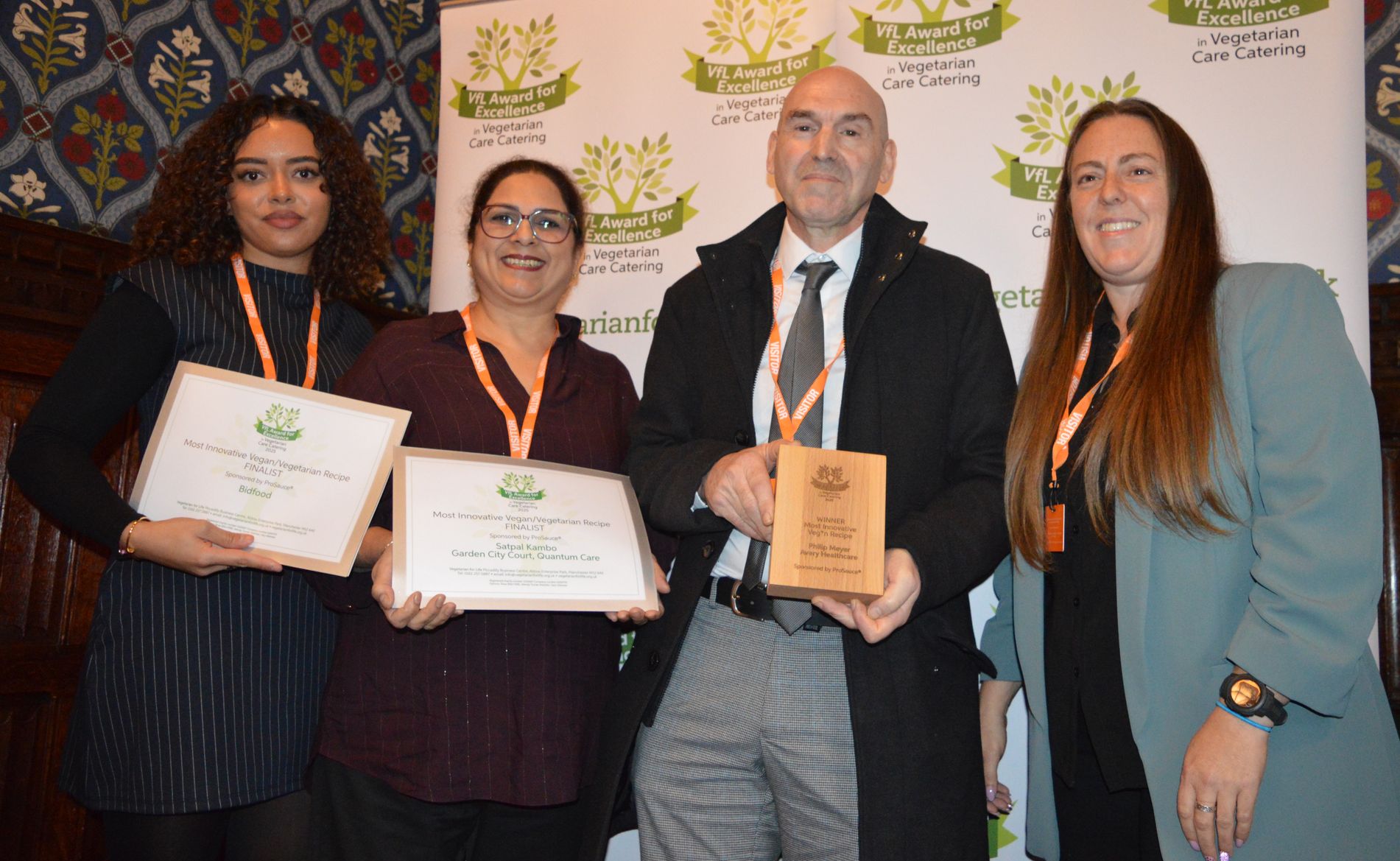 Most innovative vegan/ vegetarian recipe - Finalists with category sponsor Pro Sauce. 