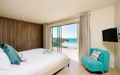 Perfect-Stays-Trevenek-bedroom-two.jpg