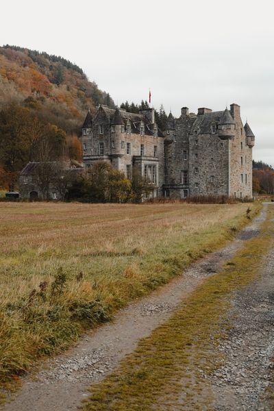 Castle Menzie Aberfeldy.jpg