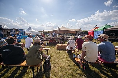 20220827_CarFest_South_Saturday_GreatBritishCookoutStage_DJPR-7.jpg