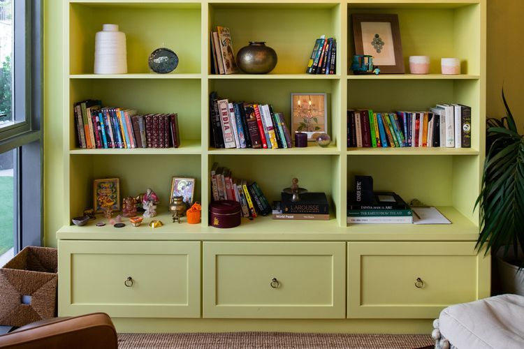 wall-shelf-ideas-green-shelving-chandelier-1123-5ace7bf61833479d89121521155da2d7.jpg