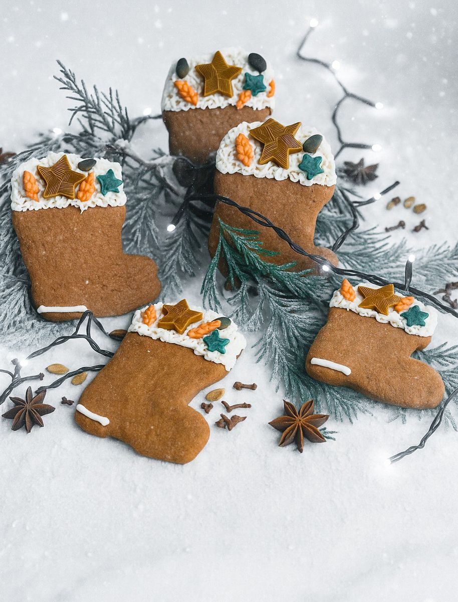 SPECULOOS, a Belgian traditional cookie