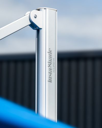 Eclipse Cantilever Parasol