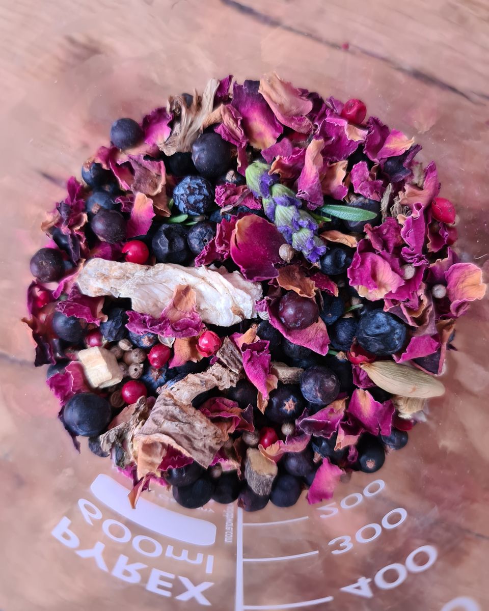 Nantwich Gin botanicals together