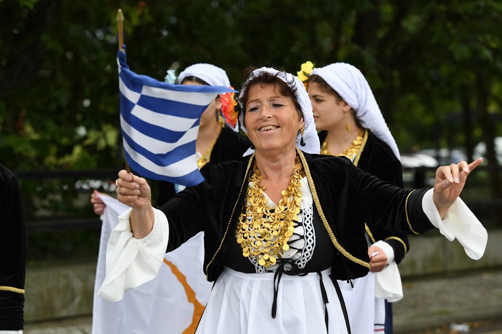 Greek Dancers at Art in the Park