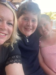 Emma Tom, blood cancer patient with her children