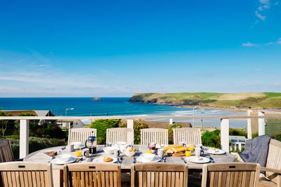 Perfect-Stays-Waders-terrace-2.jpg