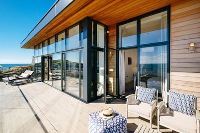 Perfect-Stays-Beachfront-exterior-terrace.jpg