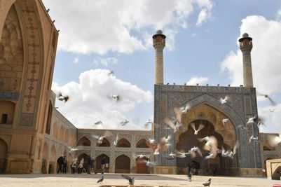 Zahra Khalili [Unsplash] - Atiq Mosque in Isfahan, Iran.jpg