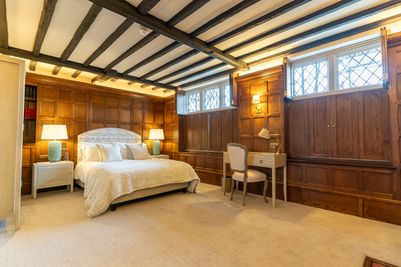 Vineyard Hotel_DSC8927-HDR.jpg