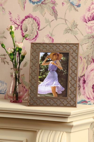 Efa Photo Frame