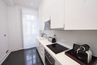 Martinhal Chiado_2-Bedroom_Kitchen.jpg