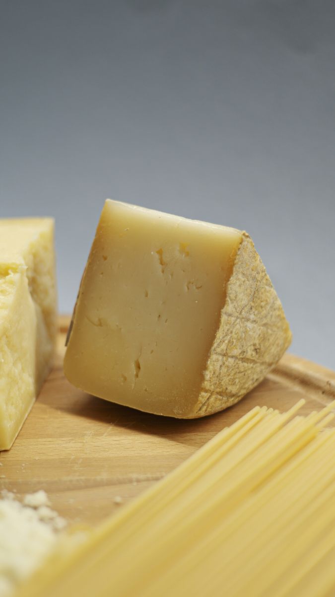 Photo of Pecorino cheese, by Samuele Pieretti on Unsplash