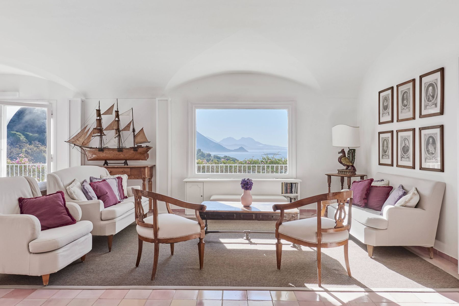 Hotel Santavenere Interior 
