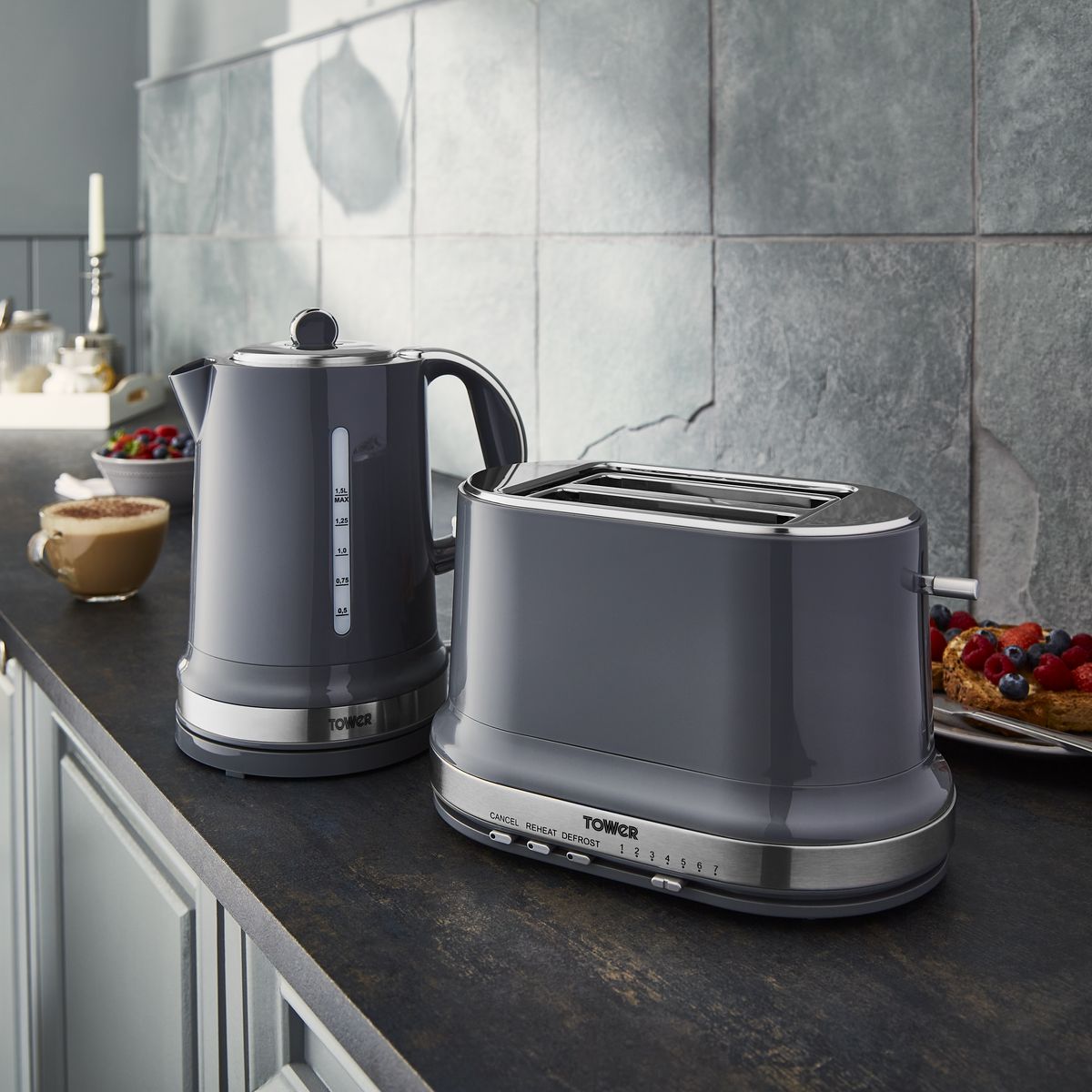 graphite kettle and toaster