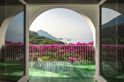 SV_Balcony with a view_front.jpg