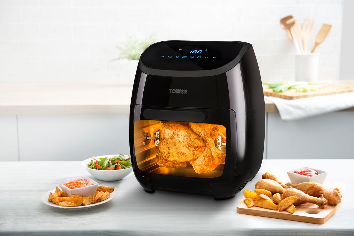 T17076 - Tower XpressPro Combo 10-in-1 Digital Air Fryer.jpg
