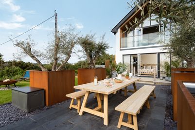 Perfect-Stays-Treyarnon-View-exterior-2 (1).jpg