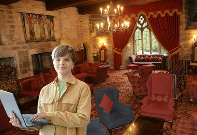 young tourguide-3.jpg
