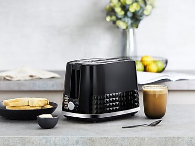 Tower Solitaire Toaster Black T20082BLK.jpg
