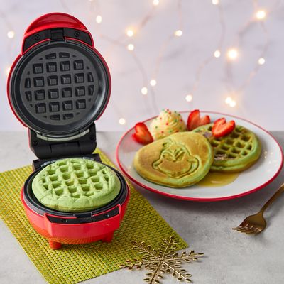 THE GRINCH MINI WAFFLE MAKER - RED
