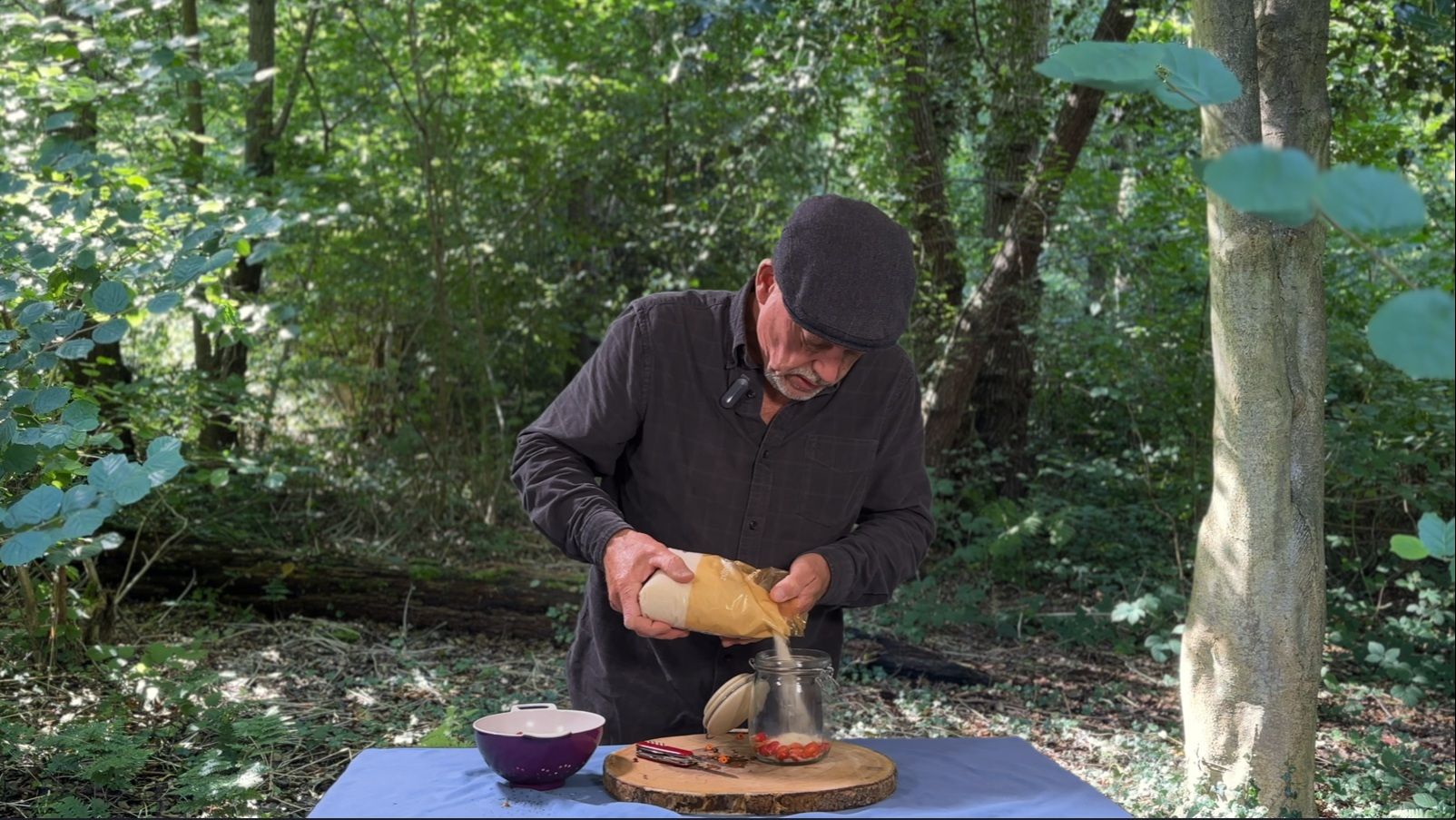 Rosehip syrup 4.jpg